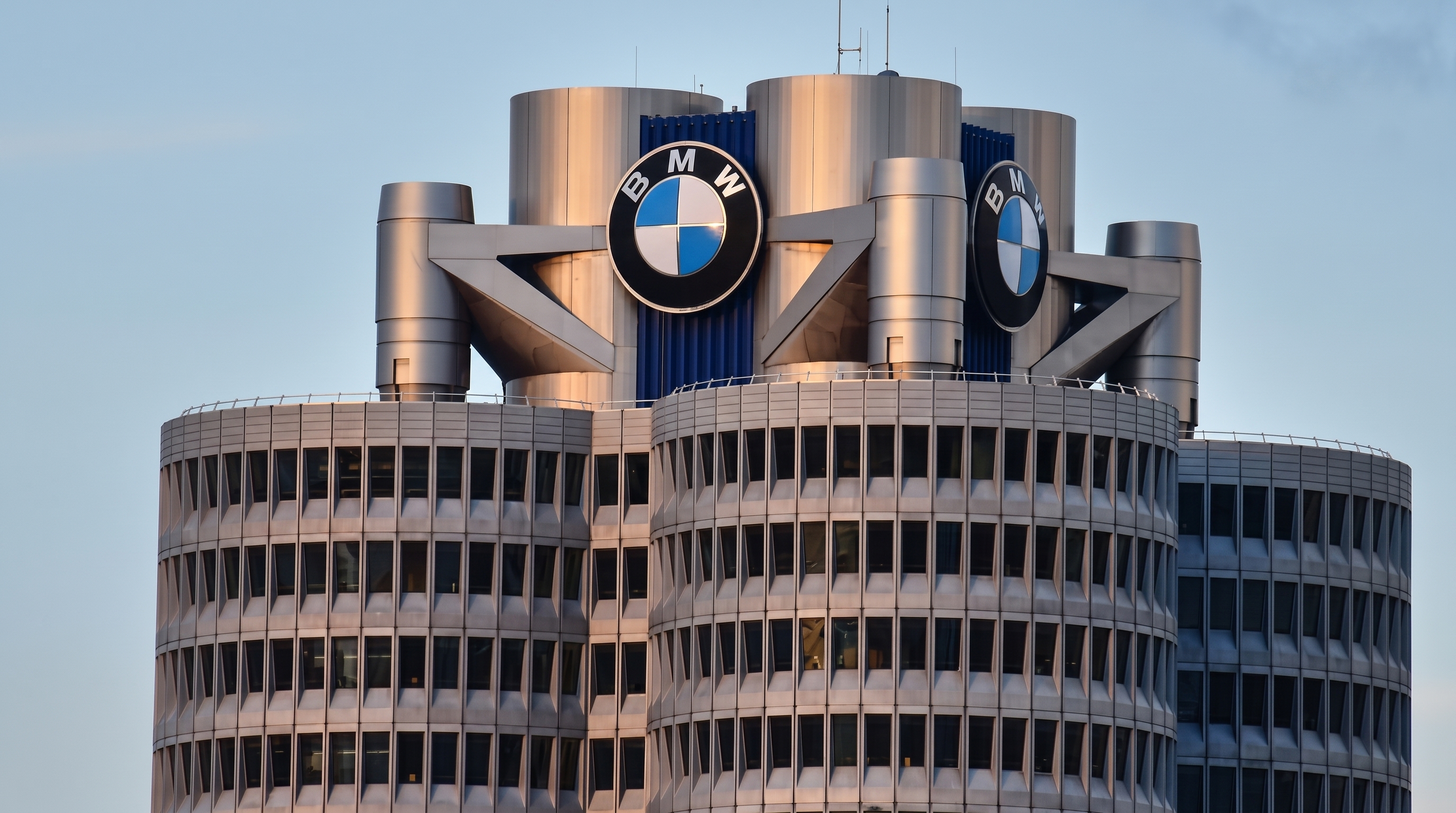 BMW factory in Germany announces mass layoffs