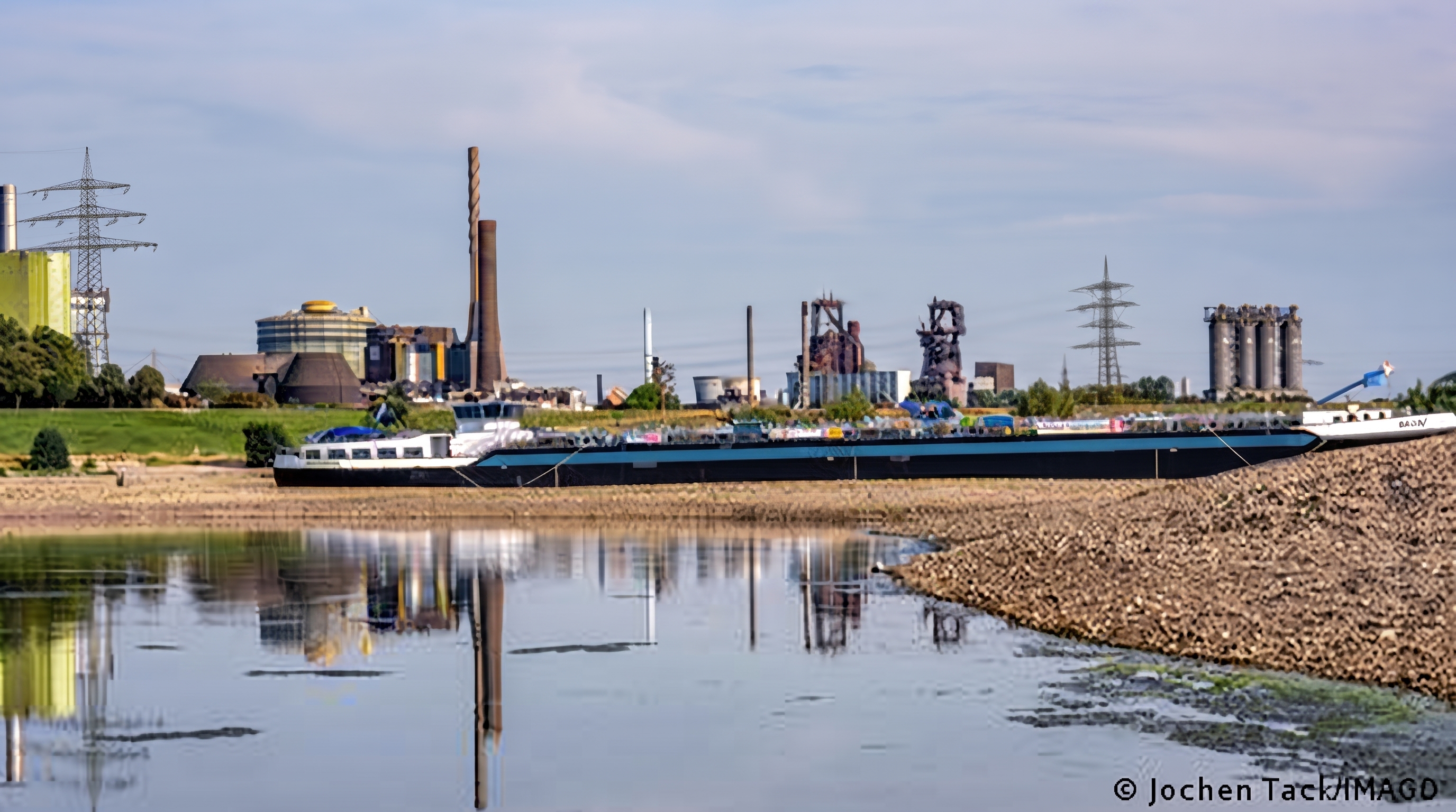 Low water level Rhine river Europe drought Thyssenkrupp Duisburg