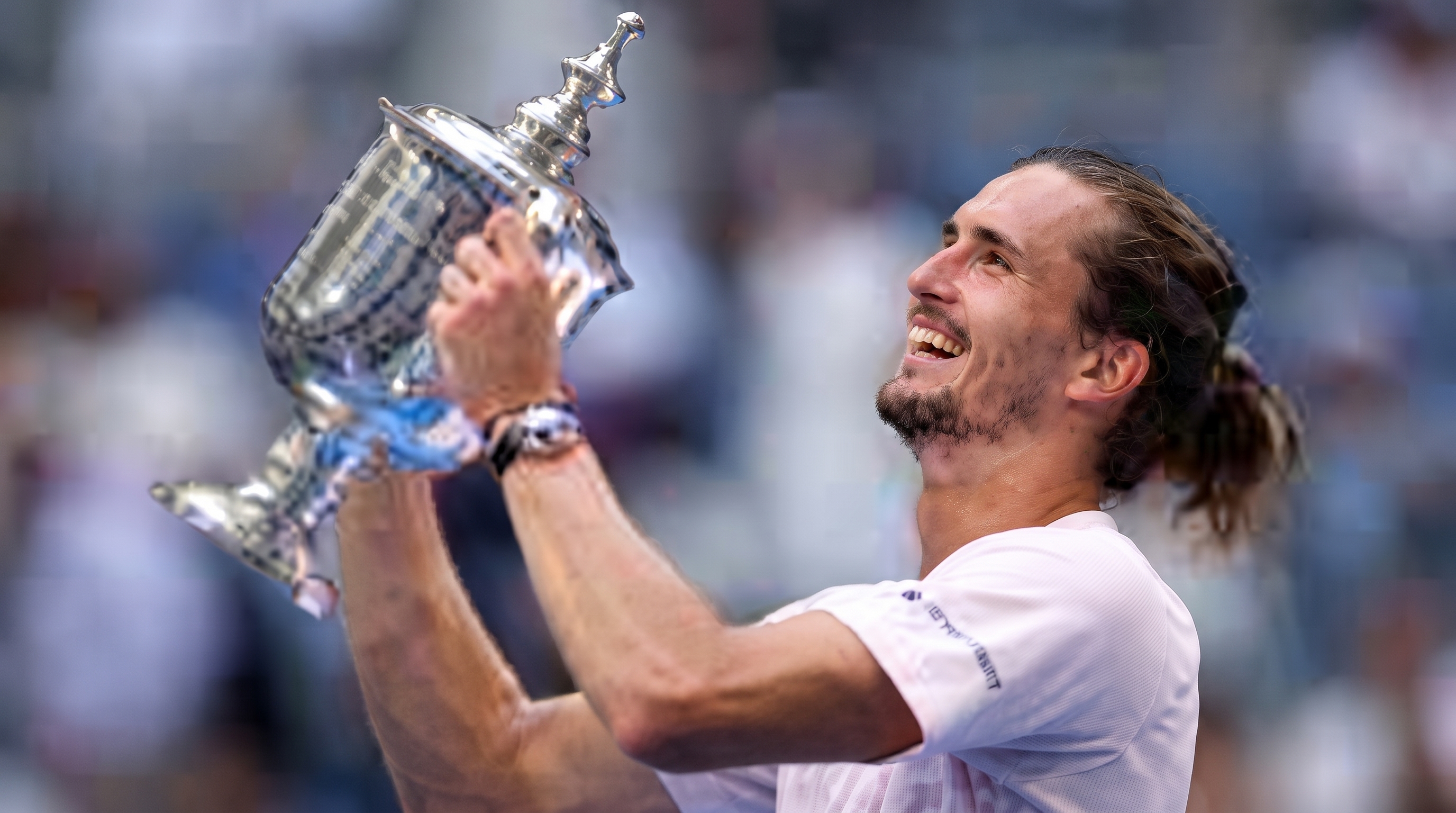 Alexander Zverev celebrates US Open 2026 title victory