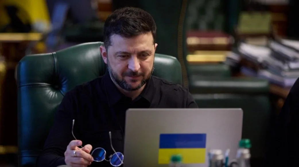 Ukrainian President Zelensky presents Drone Deal arms export package to international partners