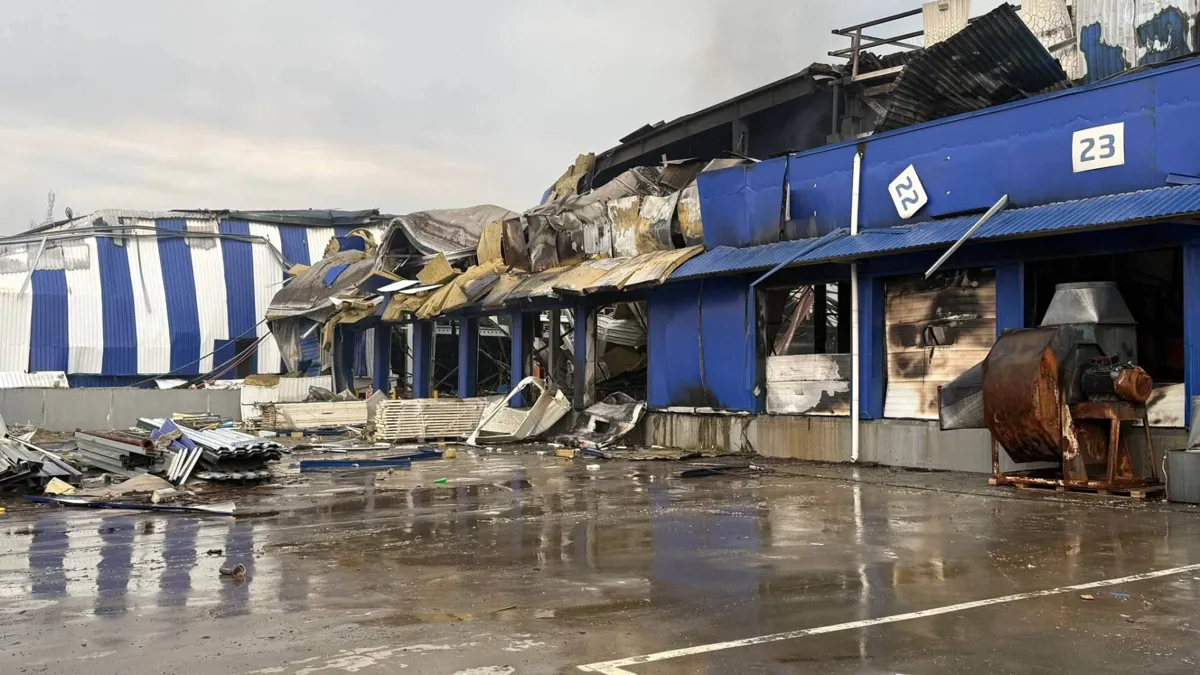 Epicentr hypermarket in Pervomaisk hit by a Russian drone