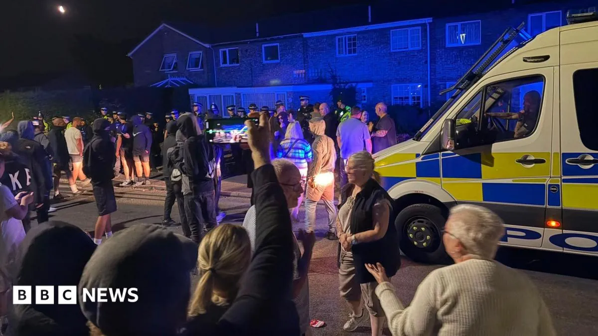 Two Police Officers Injured in Second Night of Anti-Immigration Disorder in Thetford