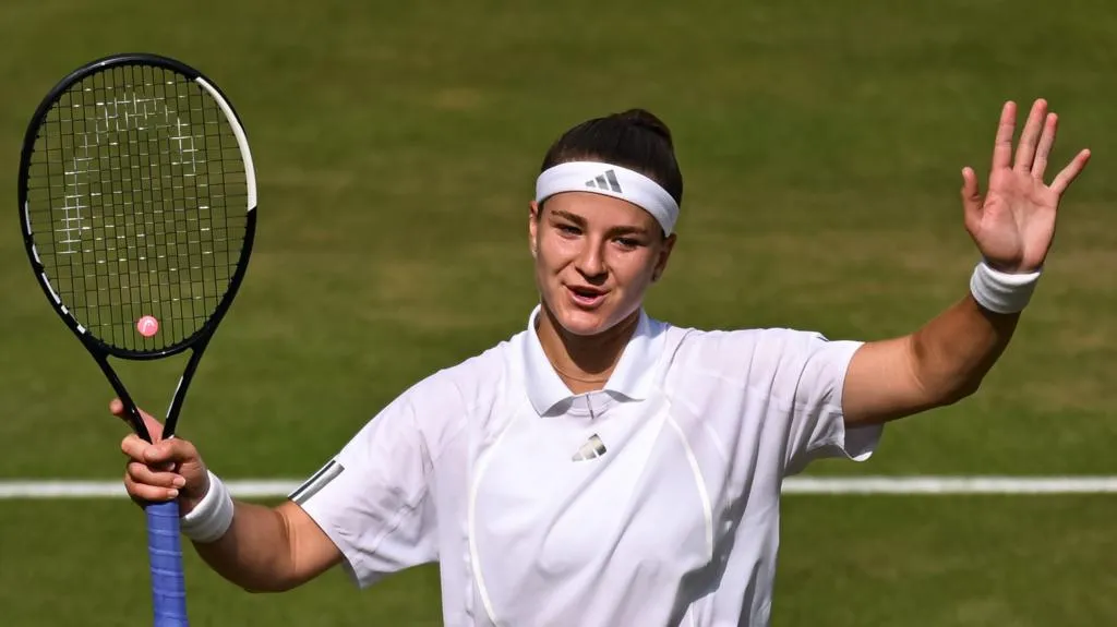 Muchova celebrating at Wimbledon
