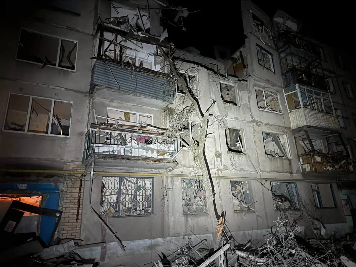 Rescuers at site of Russian air strikes in Sloviansk