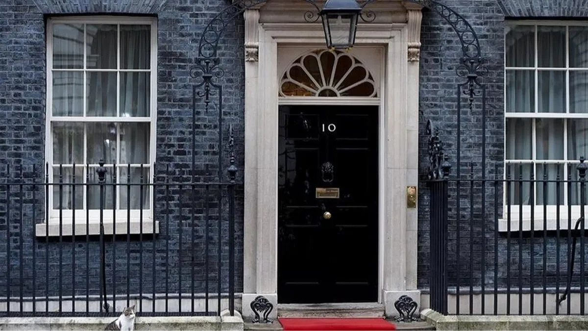 UK Prime Minister Andy Burnham spoke with Donald Trump about Ukraine's Starlink access