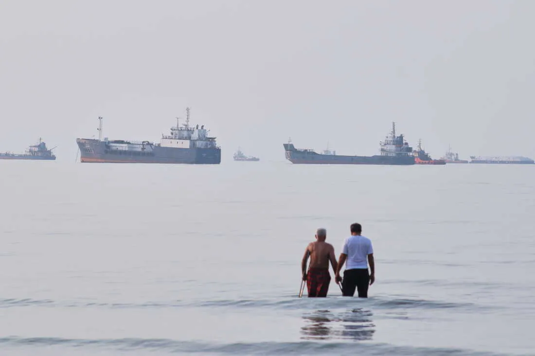 US Navy ship in Middle East waters during Iran standoff