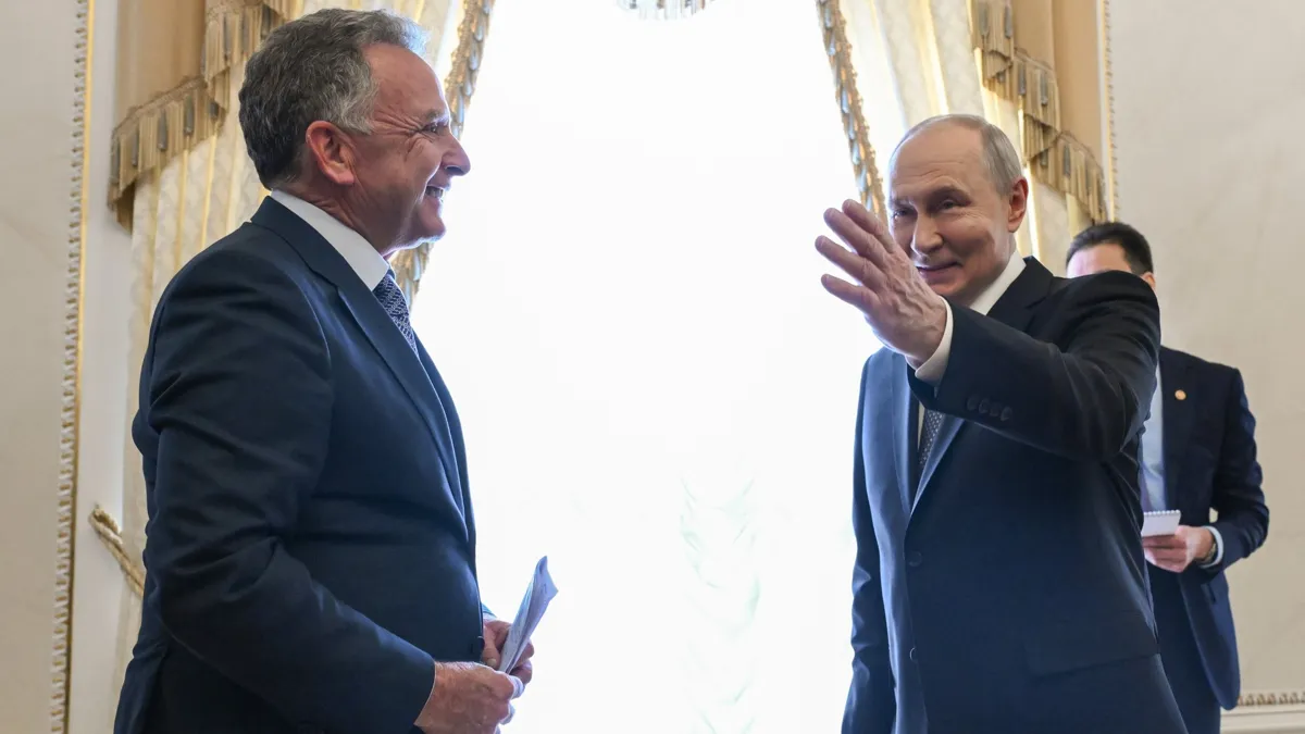 Putin and Witkoff talks in St Petersburg on resuming trilateral negotiations