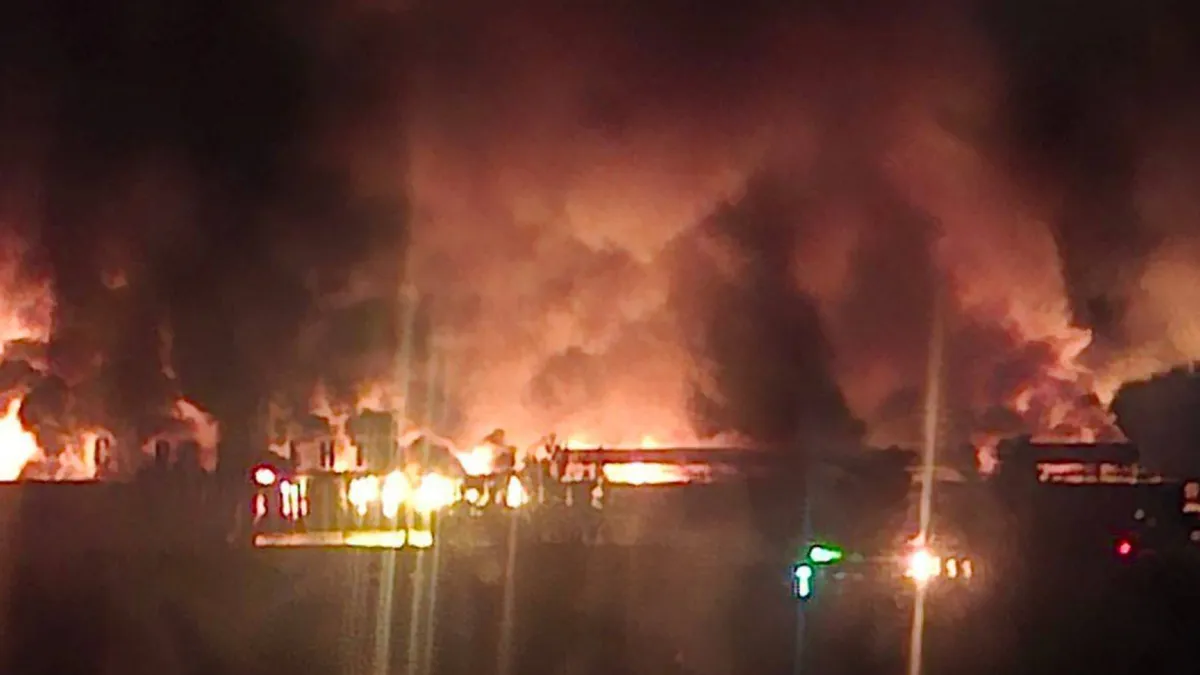 Drone strike occupied Luhansk hypermarket fire